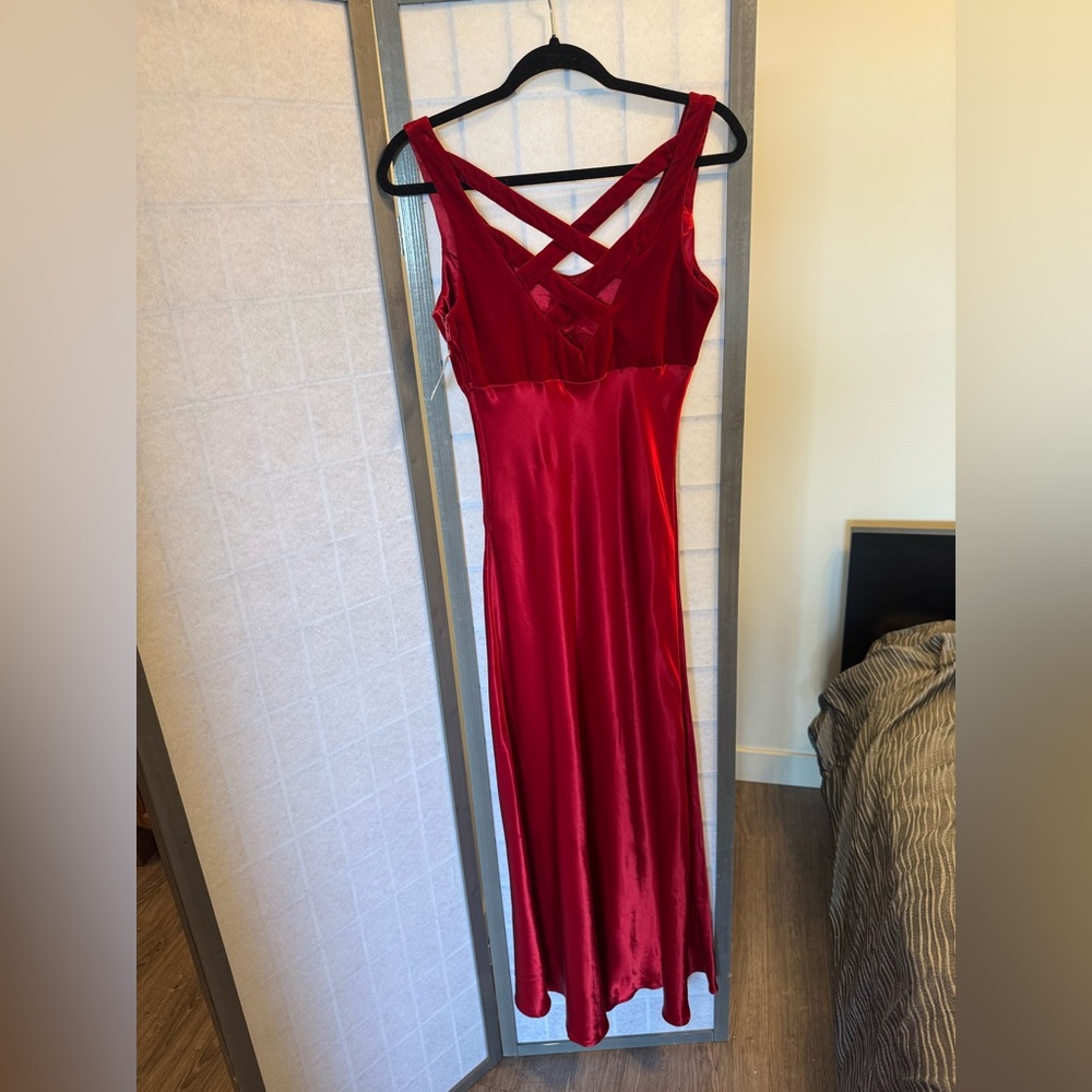 Elegant Red Satin dress